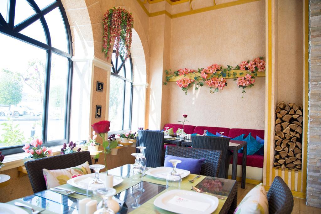 Al Gosaibi Hotel - Villa Al-Chubar Zewnętrze zdjęcie